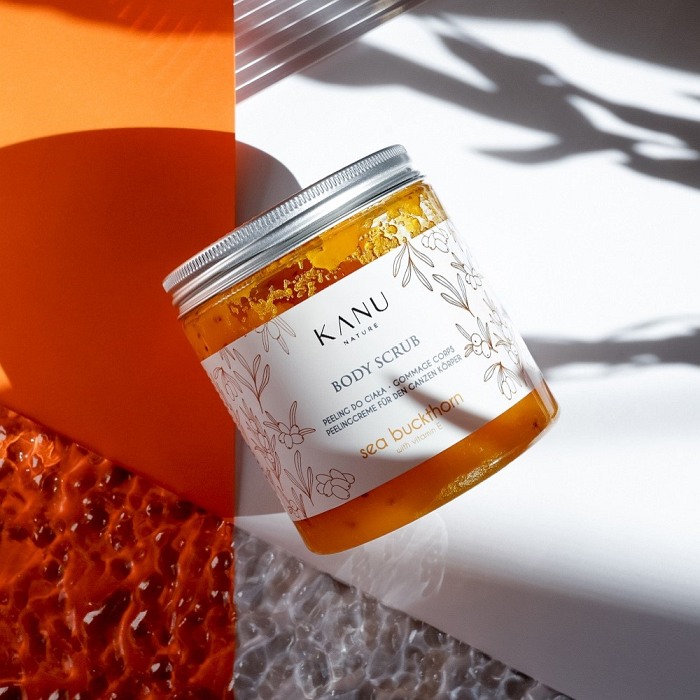 Peeling solno-olejowy z olejem z rokitnika (350 g)